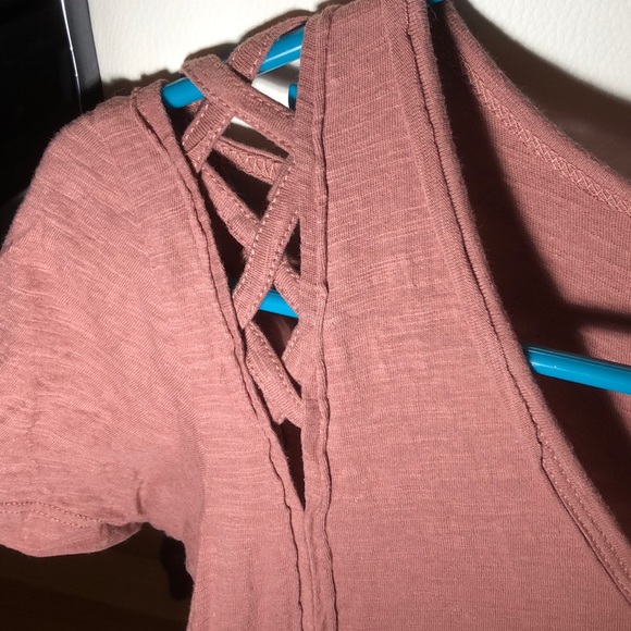 t-shirt from the buckle - Picture 2 of 3